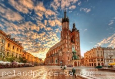 На 50% більше людей, відправилось до Польщі ніж минулого року