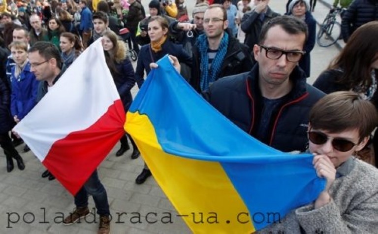 Українці, вже наче «свої»: польські жителі звикли до українських працівників